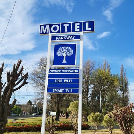 Parkway Motel Queanbeyan Exterior photo